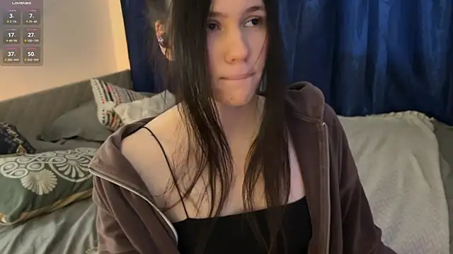 jennetdoll online show from 02/07/25, 01:53