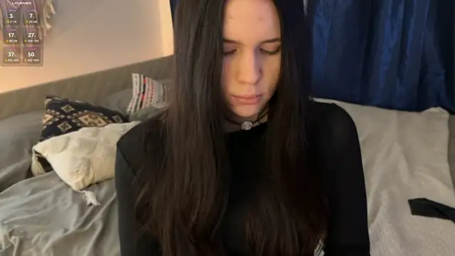 jennetdoll online show from 02/08/25, 02:16