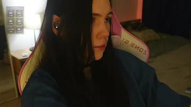 jennetdoll online show from 02/17/25, 05:32