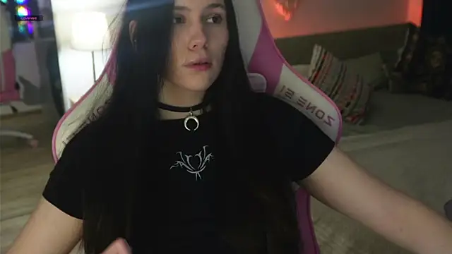 jennetdoll online show from 02/21/25, 02:27