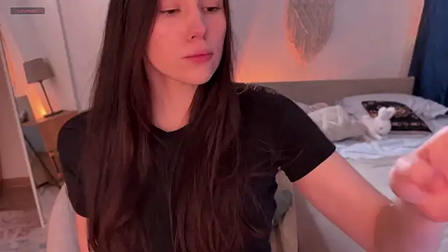 jennetdoll online show from 09/28/25, 11:48