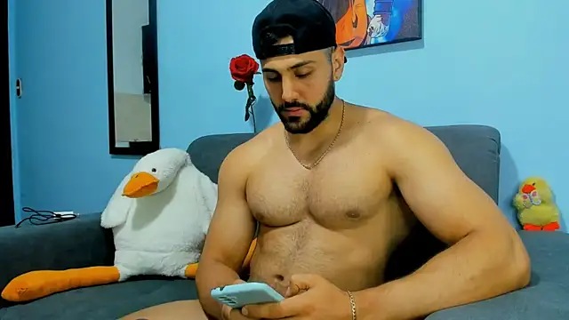 Snapshot of ETHAN_ROX chatting on 01/16/25, 11:27 ETHAN ROX online show from 01/16/25, 11:27