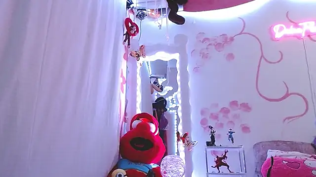 dainaflowers online show from 01/29/25, 04:36