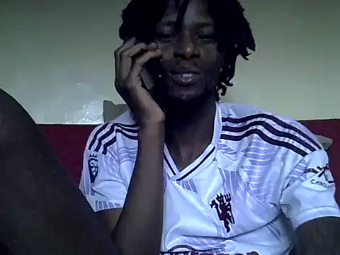 Snapshot of Delicious-D chatting on 12/17/25, 08:31 Delicious-D online show from 12/17/25, 08:31