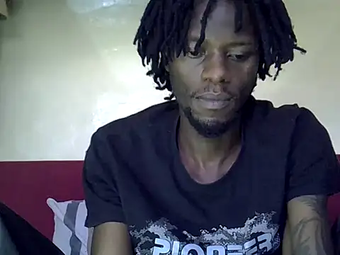 Snapshot of Delicious-D chatting on 12/20/25, 07:26 Delicious-D online show from 12/20/25, 07:26