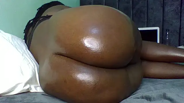 sweettnadia online show from 03/01/25, 09:59