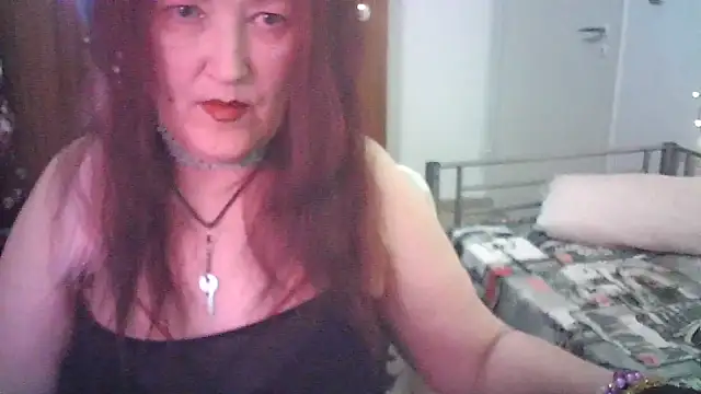 SabrinaXlovess online show from 05/25/26, 06:14
