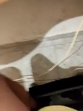 Snapshot of skrigul12 chatting on 12/30/24, 10:34 skrigul12 online show from 12/30/24, 10:34