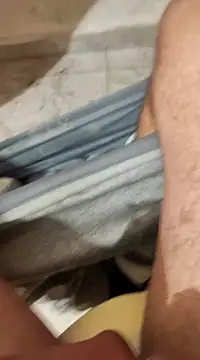 skrigul12 online show from 01/01/25, 04:07