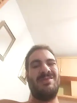 Snapshot of skrigul12 chatting on 10/07/25, 06:16 skrigul12 online show from 10/07/25, 06:16