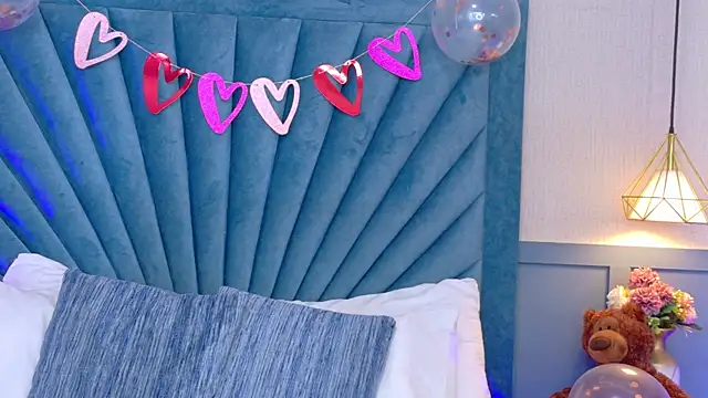 Camille Torres online show from 02/14/25, 02:12