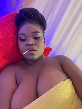 Snapshot of Scarlett_811 chatting on 02/08/26, 12:58 Scarlett 811 online show from 02/08/26, 12:58