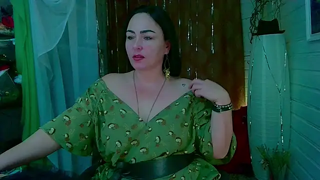 Snapshot of _Cloud_Atlas_ chatting on 12/22/24, 07:00 Cloud Atlas online show from 12/22/24, 07:00