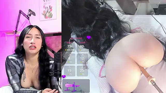 lili moonn online show from 10/24/25, 11:06