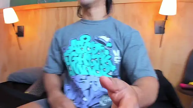 Snapshot of jacob-coper chatting on 09/18/25, 03:08 jacob-coper online show from 09/18/25, 03:08