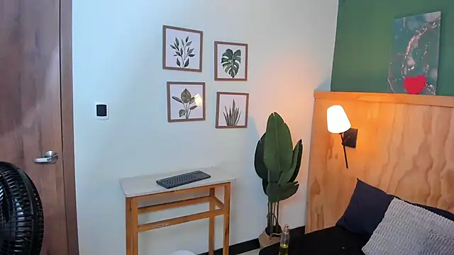 Snapshot of jacob-coper chatting on 10/24/25, 03:14 jacob-coper online show from 10/24/25, 03:14