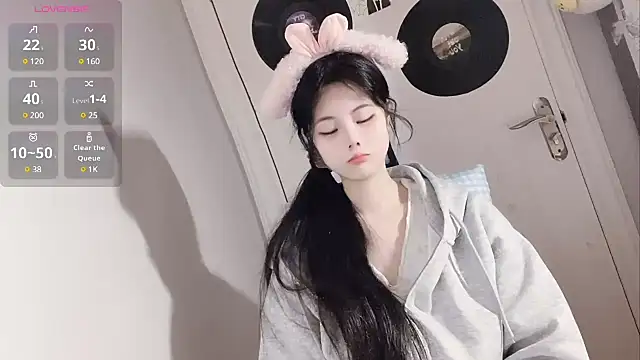 Qedgjwyz1 online show from 03/16/25, 03:14