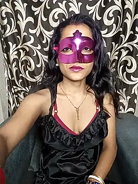 REVA DARLING online show from 06/08/26, 03:12