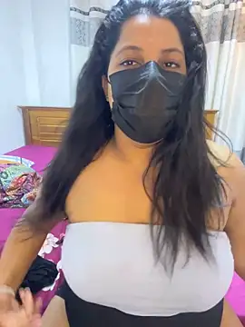 NOORA-GIRL online show from 02/19/26, 02:40