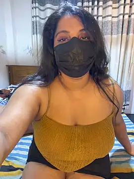 NOORA-GIRL online show from 03/26/26, 10:26