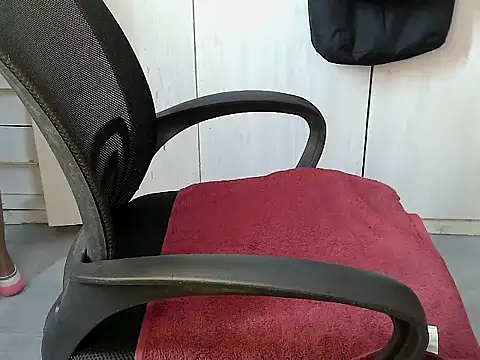 Destiny Desire online show from 09/20/25, 11:00