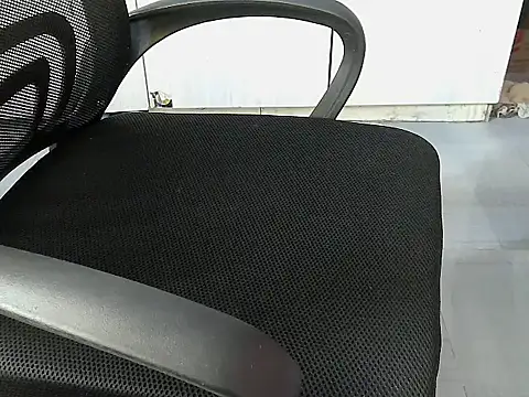 Destiny Desire online show from 10/19/25, 09:10