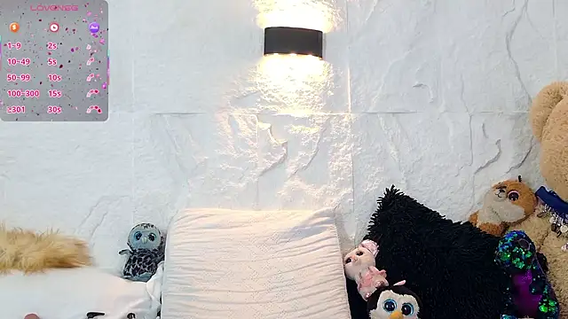 zorravioletta1 online show from 09/15/25, 01:11