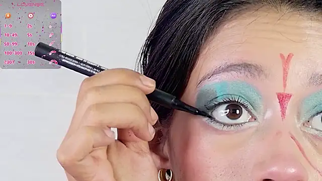 zorravioletta1 online show from 11/22/25, 12:59