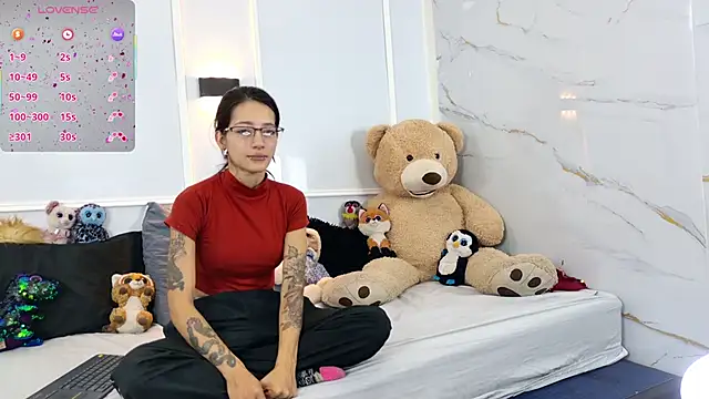 zorravioletta1 online show from 02/12/26, 01:17