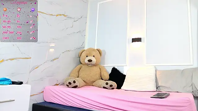 zorravioletta1 online show from 04/08/26, 11:54