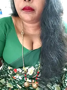 Snapshot of Swapna_143 chatting on 05/18/26, 02:40 Swapna 143 online show from 05/18/26, 02:40