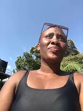 Lola kims online show from 06/09/26, 01:12