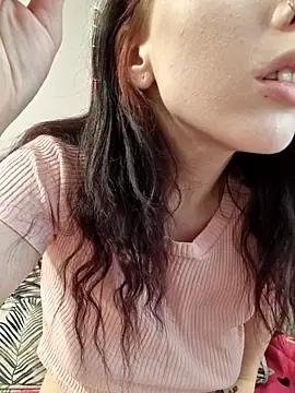 Snapshot of _Alice_0-0 chatting on 10/07/25, 02:53 Alice 0-0 online show from 10/07/25, 02:53