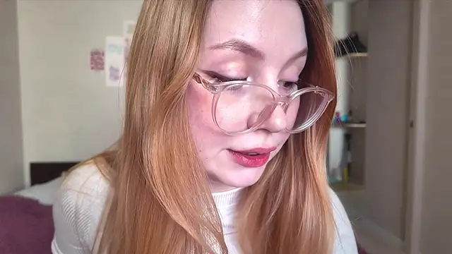 HoneyAudrey online show from 01/17/26, 03:33