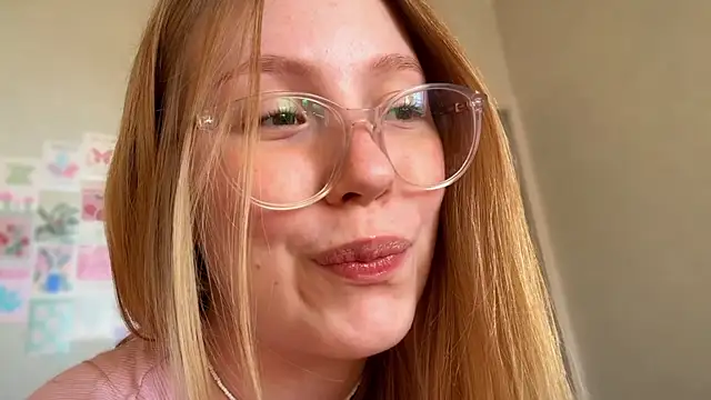 HoneyAudrey online show from 06/10/26, 02:34