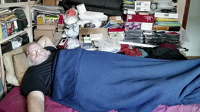 hadeszeuss2 online show from 01/16/25, 02:41