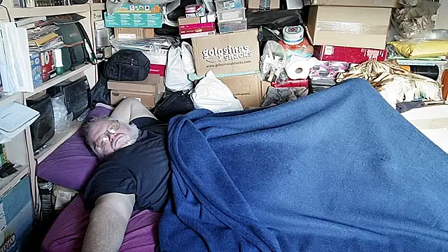 hadeszeuss2 online show from 12/02/25, 08:52