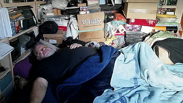 hadeszeuss2 online show from 01/15/26, 02:54