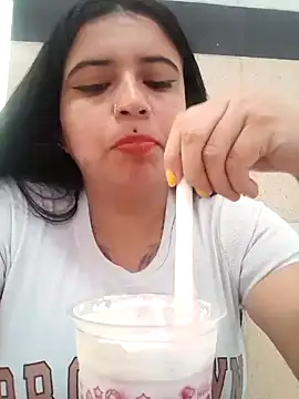 Snapshot of Devilsweet17 chatting on 12/11/24, 09:23 Devilsweet17 online show from 12/11/24, 09:23