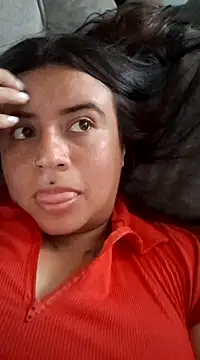 Snapshot of Devilsweet17 chatting on 12/28/24, 08:25 Devilsweet17 online show from 12/28/24, 08:25