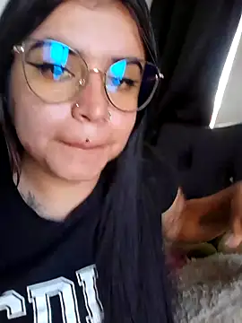 Snapshot of Devilsweet17 chatting on 02/01/25, 09:08 Devilsweet17 online show from 02/01/25, 09:08