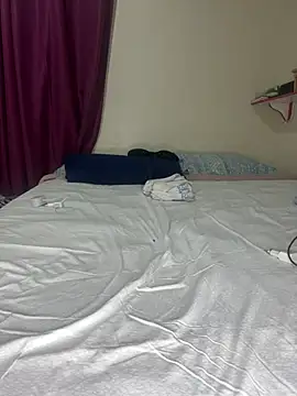 Snapshot of yourblackberry chatting on 01/10/25, 12:06 yourblackberry online show from 01/10/25, 12:06