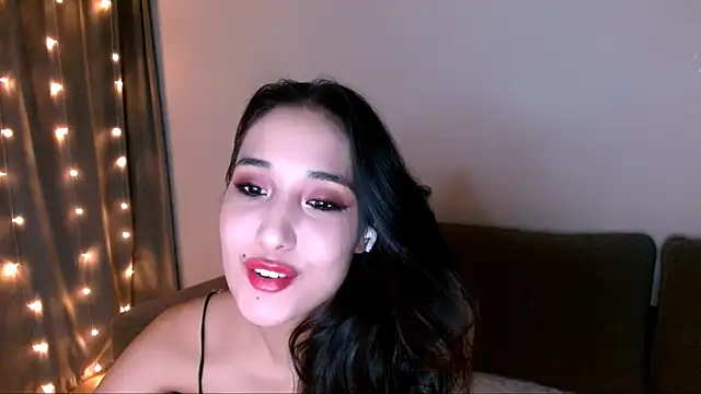 Snapshot of Li_noen chatting on 01/08/25, 02:25 Li noen online show from 01/08/25, 02:25