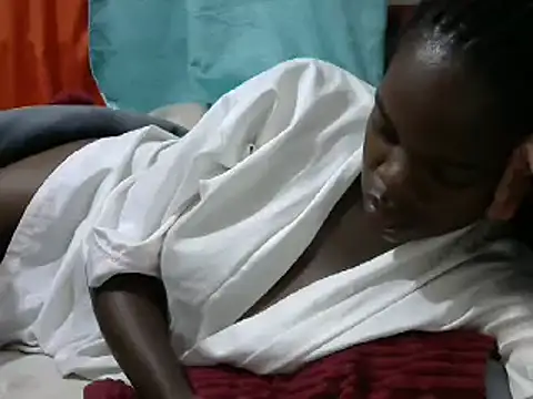 Creamy dolly online show from 01/16/25, 12:34