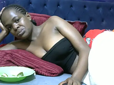 Creamy dolly online show from 12/02/25, 08:08