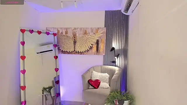 emma alice  online show from 02/06/25, 12:05