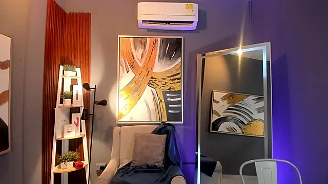 emma alice  online show from 10/07/25, 12:24