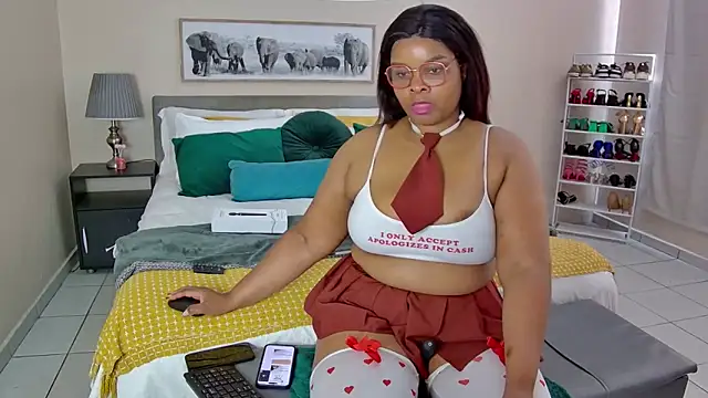 NaughtyKelly28 online show from 06/12/26, 09:30