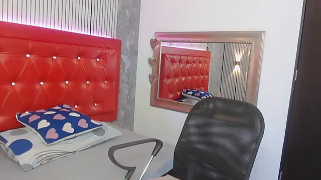 sophia  sweet1 online show from 10/30/25, 11:27