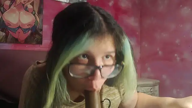 Snapshot of selenablairx chatting on 02/22/25, 03:56 selenablairx online show from 02/22/25, 03:56